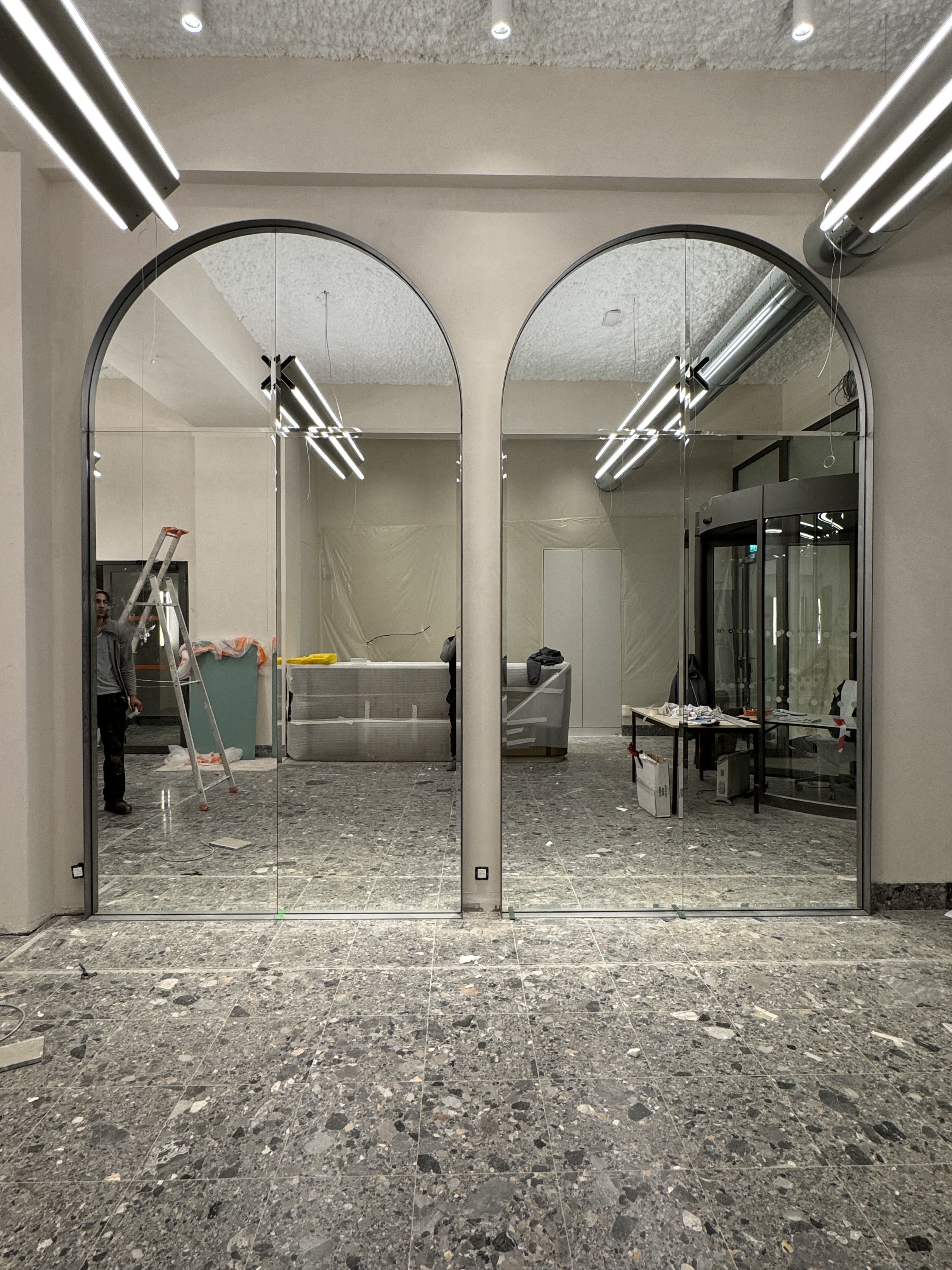Pose de miroirs à Paris 8ème